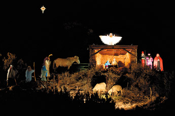 The Living Nativity comes to life at First Baptist Church on Thursday evening. — © 2009 Gallup Independent / Brian Leddy 